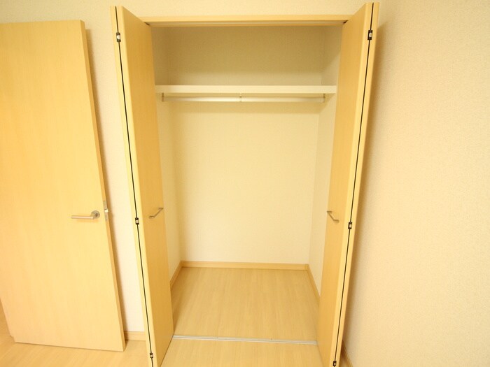 物件内観写真8　(収納)