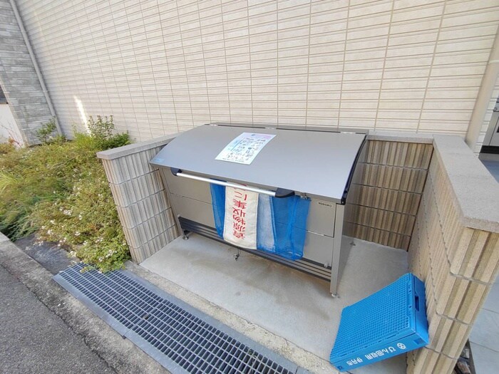 物件外観写真6　(建物設備)