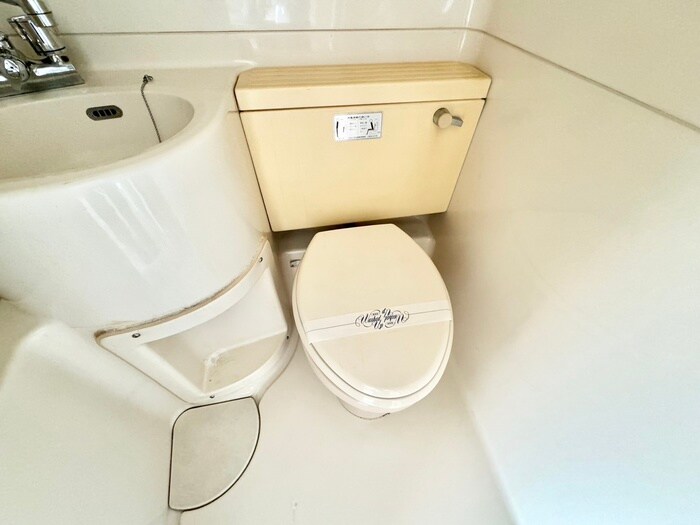 物件内観写真11　(トイレ)