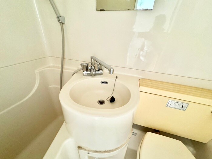 物件内観写真12　(洗面)