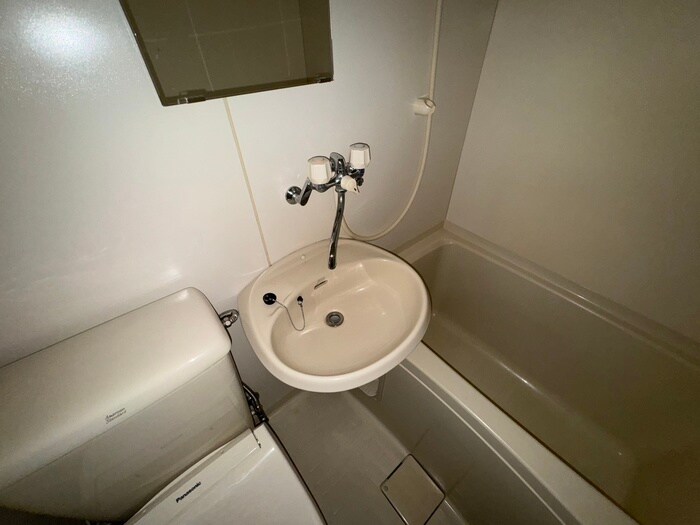 物件内観写真11　(洗面)