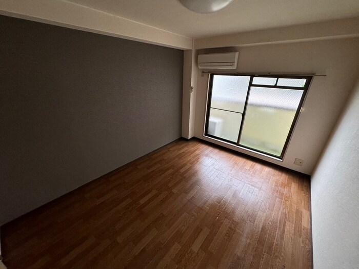 物件内観写真13　(居室)