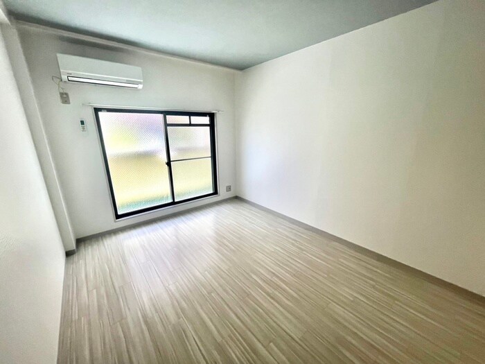 物件内観写真18　(居室)