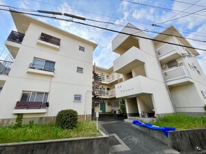百楽マンション外観写真