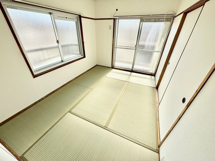 物件内観写真8　(居室)