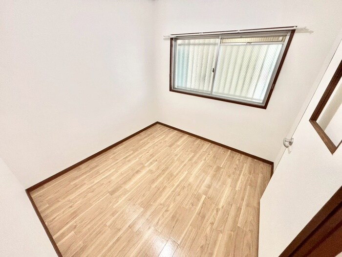 物件内観写真17　(居室)