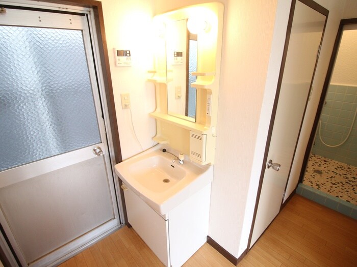 物件内観写真13　(洗面)