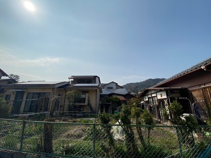 物件内観写真15　(室内からの展望)