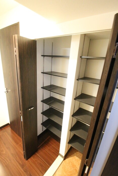 物件内観写真8　(靴箱)