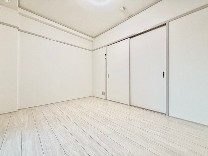 物件内観写真12　(居室)