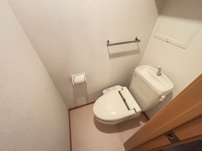 物件内観写真12　(トイレ)