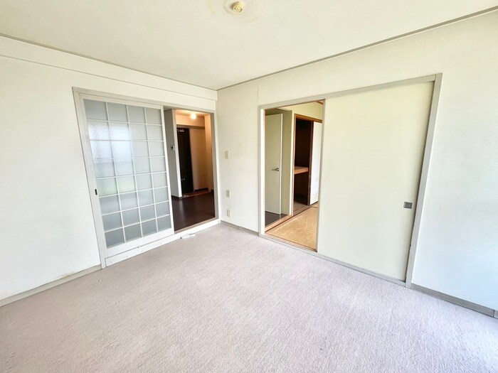 物件内観写真9　(居室)