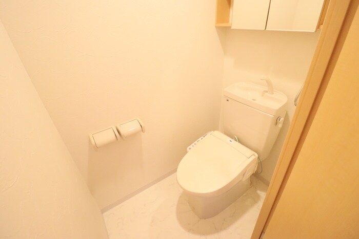 物件内観写真12　(トイレ)