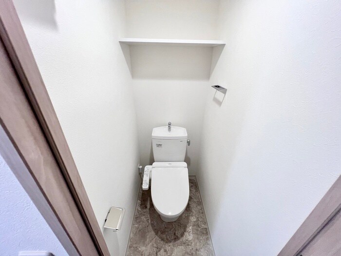 物件内観写真12　(トイレ)