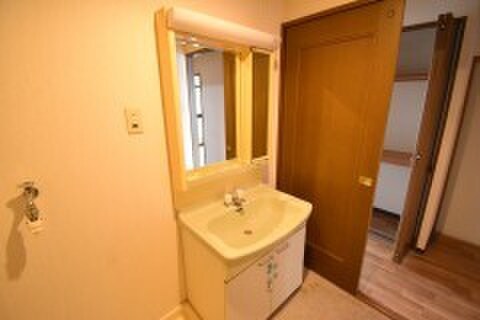 物件内観写真9　(洗面)