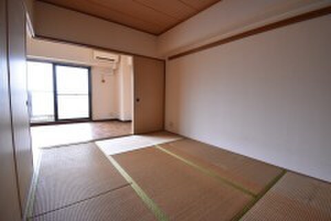 物件内観写真13　(居室)