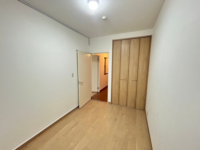 物件内観写真21　(居室)