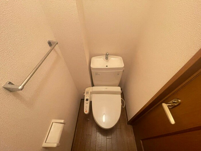 物件内観写真11　(トイレ)