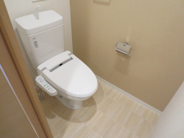 物件内観写真9　(トイレ)