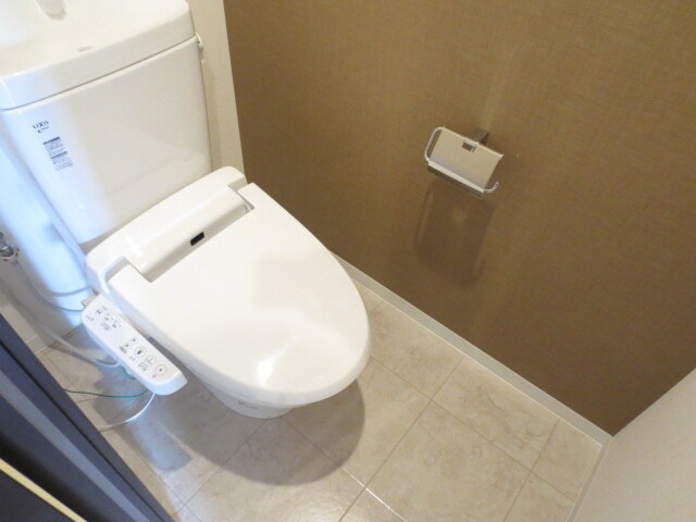 物件内観写真9　(トイレ)