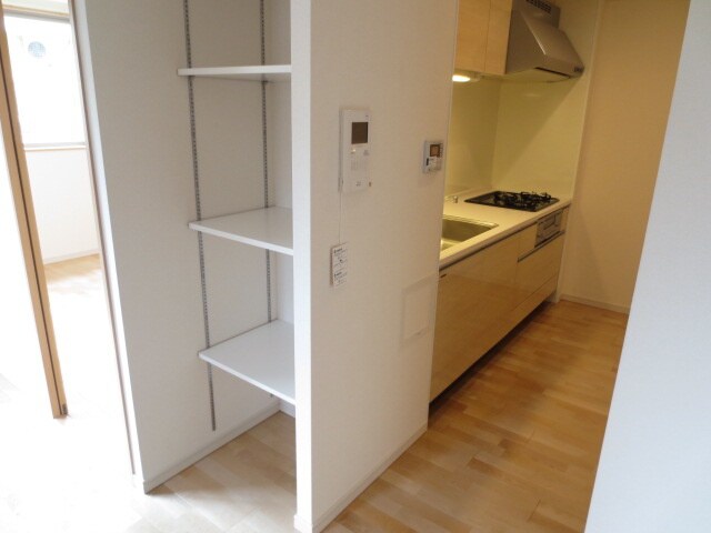 物件内観写真11　(居室)