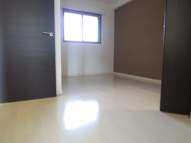 物件内観写真13　(居室)