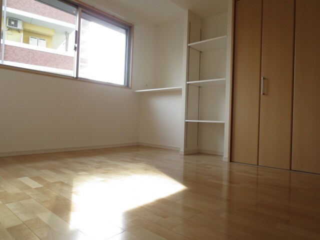 物件内観写真14　(居室)