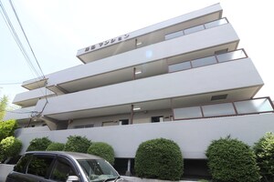 深田マンション外観写真