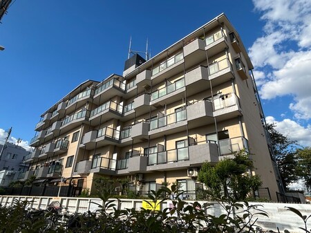 シャトー 仁川外観写真