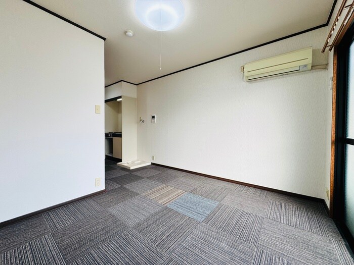 物件内観写真18　(居室)