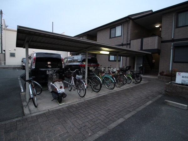 駐輪場