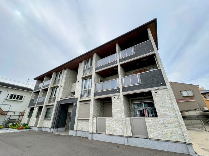 物件外観写真1　(外観写真)