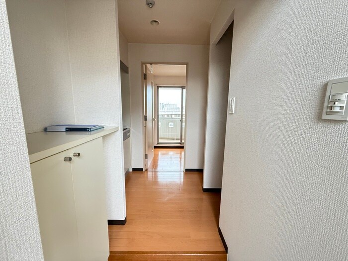 物件内観写真19　(廊下)