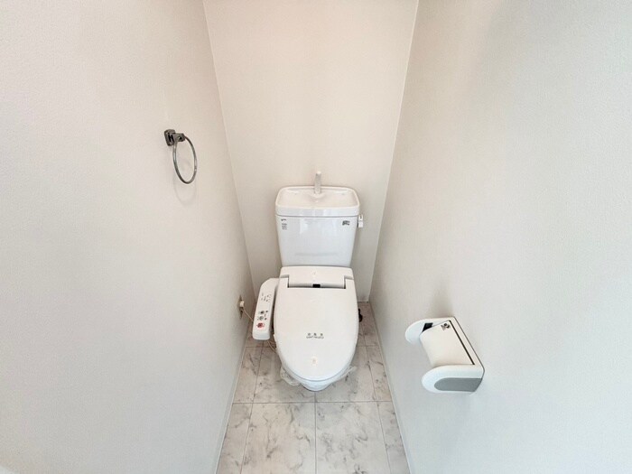 物件内観写真11　(トイレ)