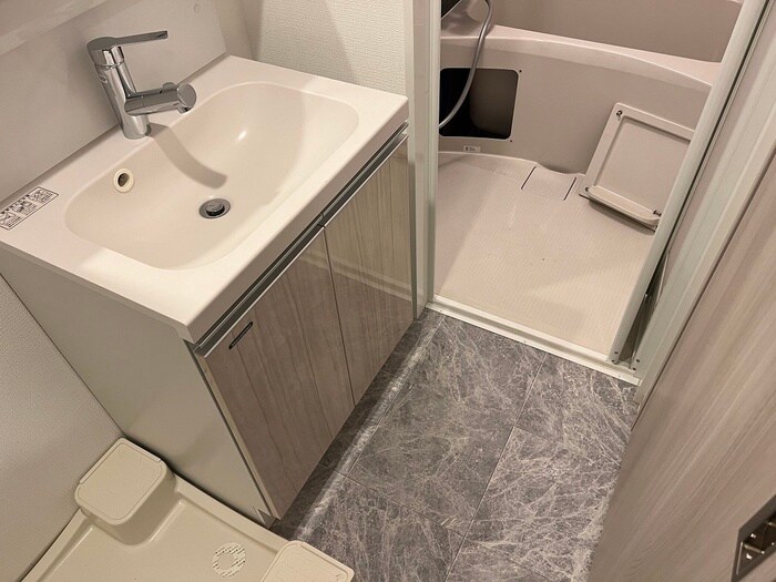 物件内観写真12　(洗面)