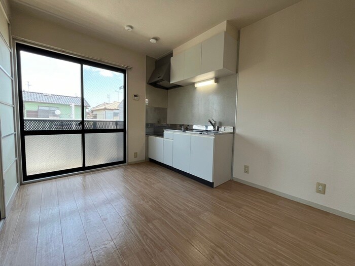 物件内観写真9　(居室)