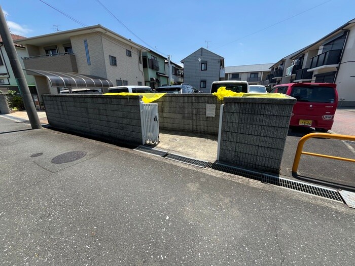 物件外観写真6　(建物設備)