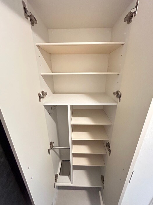 物件内観写真14　(靴箱)