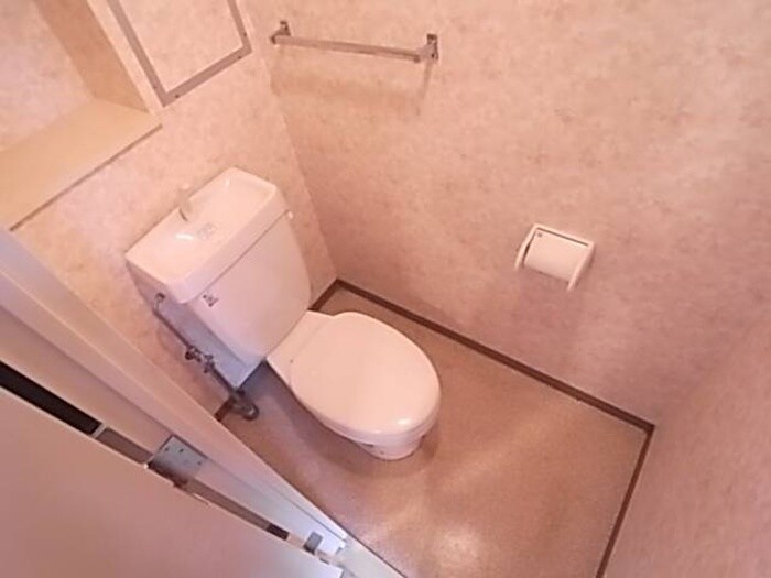 物件内観写真9　(ロフト)