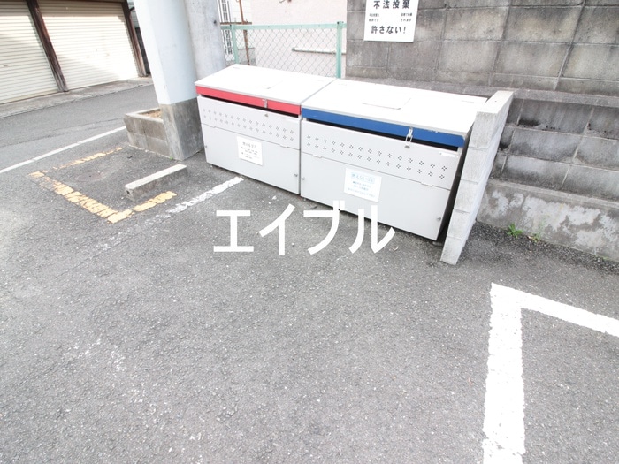 物件外観写真4　(建物設備)