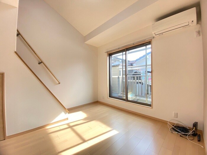 物件内観写真8　(居室)