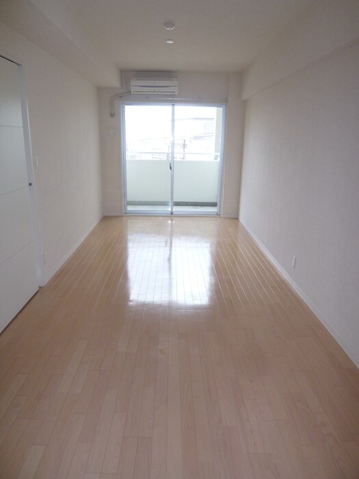 物件内観写真12　(居室)