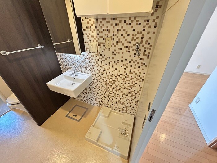 物件内観写真18　(洗濯機置場)