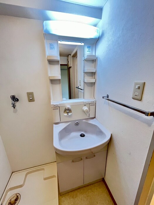 物件内観写真11　(洗面)