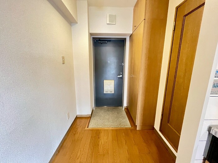 物件内観写真20　(玄関)