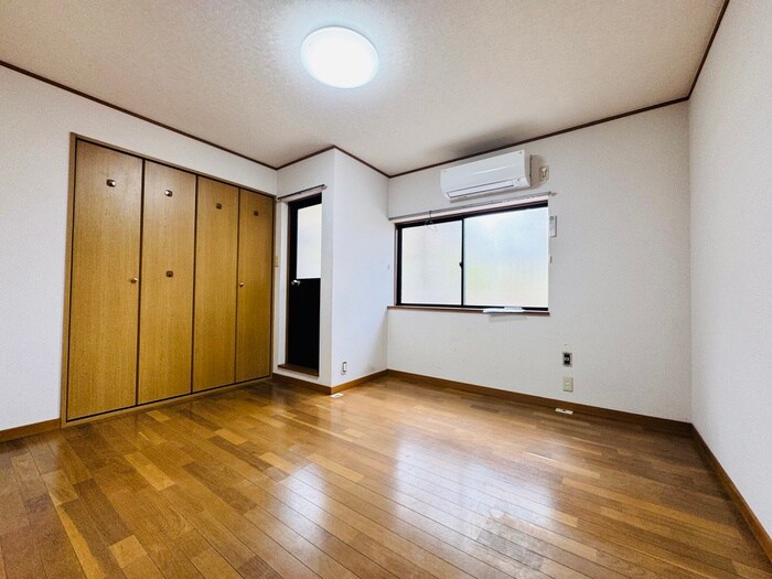 物件内観写真6　(居室)