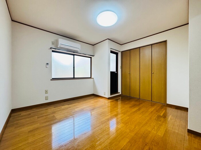 物件内観写真6　(居室)