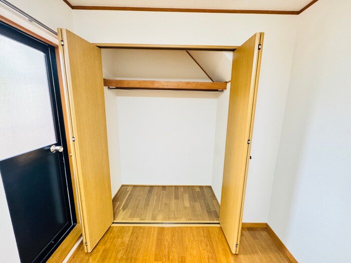 物件内観写真12　(収納)