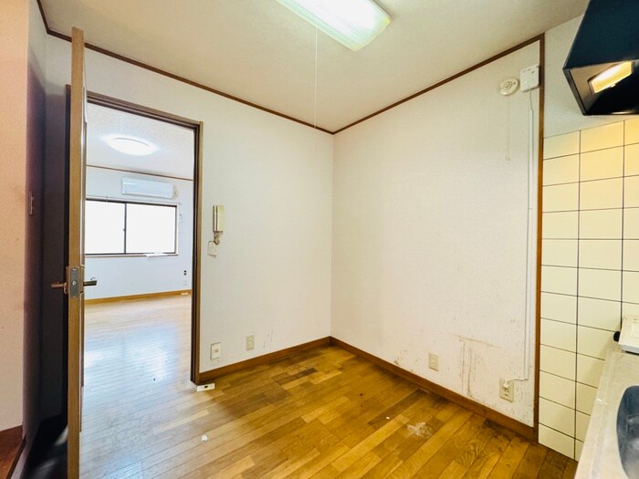 物件内観写真18　(居室)