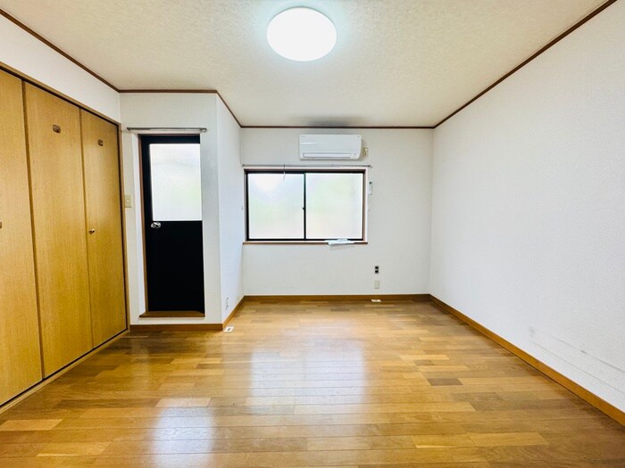 物件内観写真19　(居室)